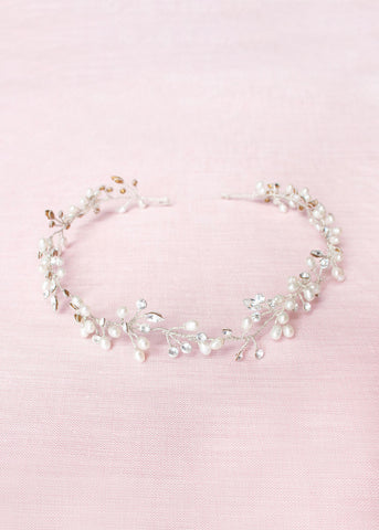 Delicate Pearl & Crystal Hair Vine (Silver)