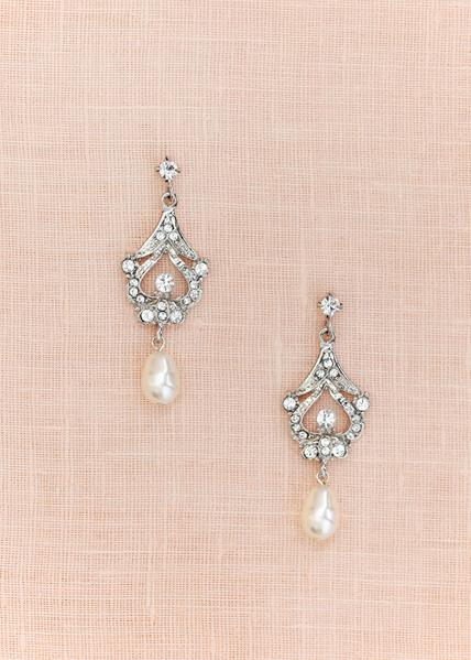 Hayworth Pearl Earrings