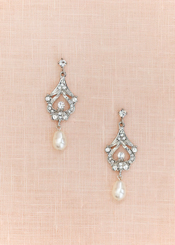 Hayworth Pearl Earrings