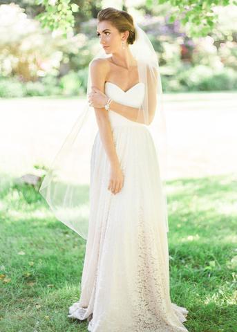 Lily Single Layer Waltz Veil