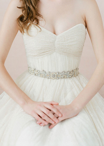 Pearly Primrose Sash