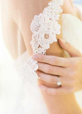 Peony Lace Short Veil